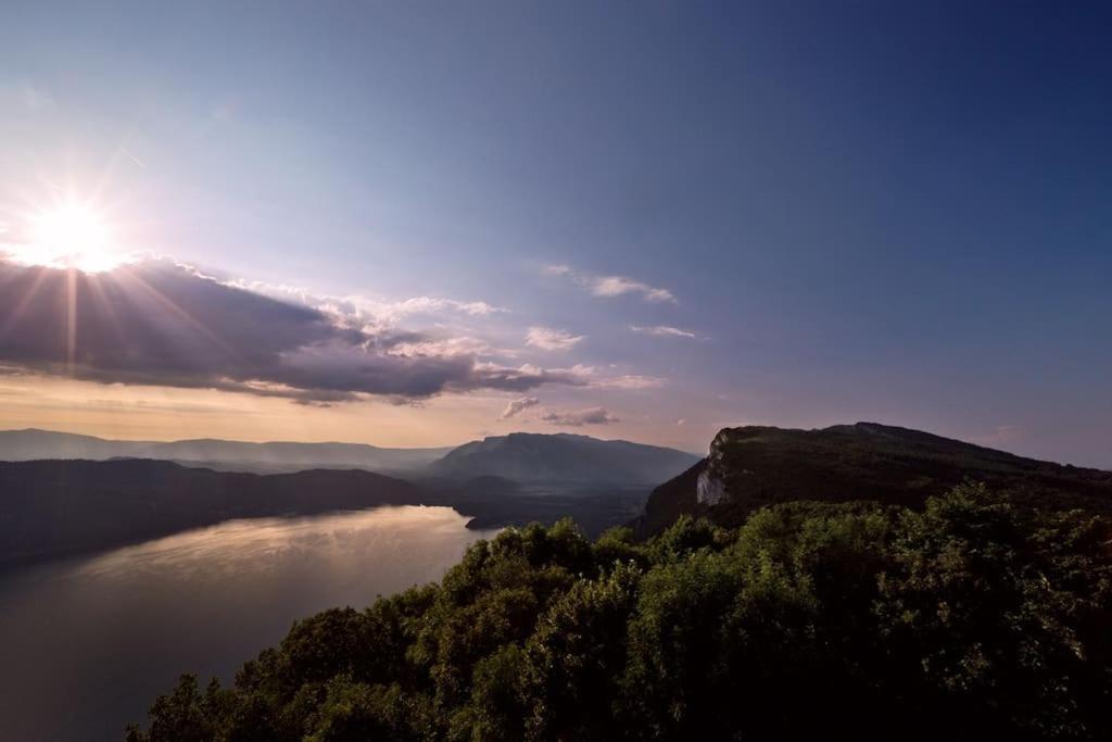 Tresserve Confort Entre Lac Et Montagne מראה חיצוני תמונה